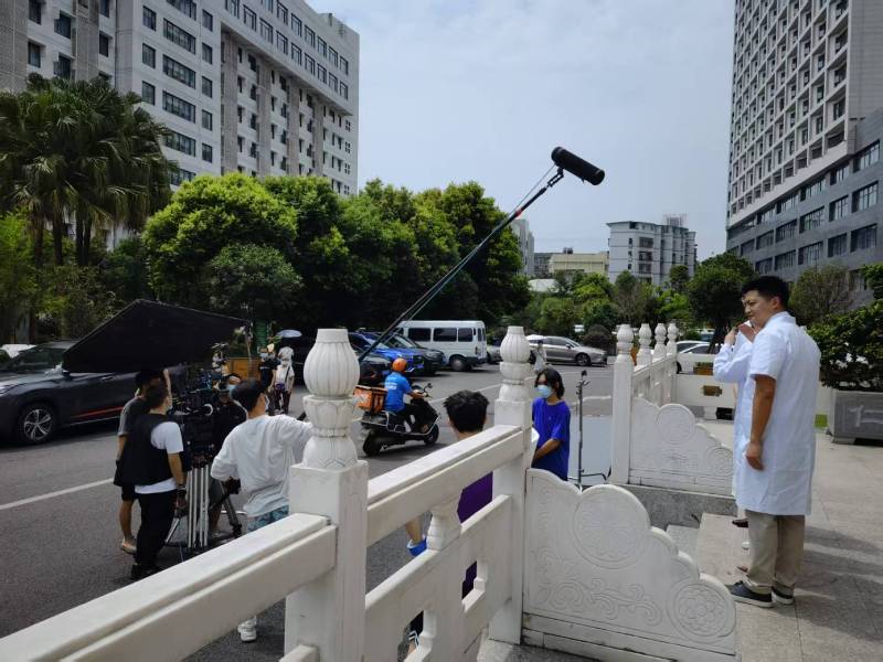 咸安区广告片拍摄公司低成本实现高规格制作的诀窍